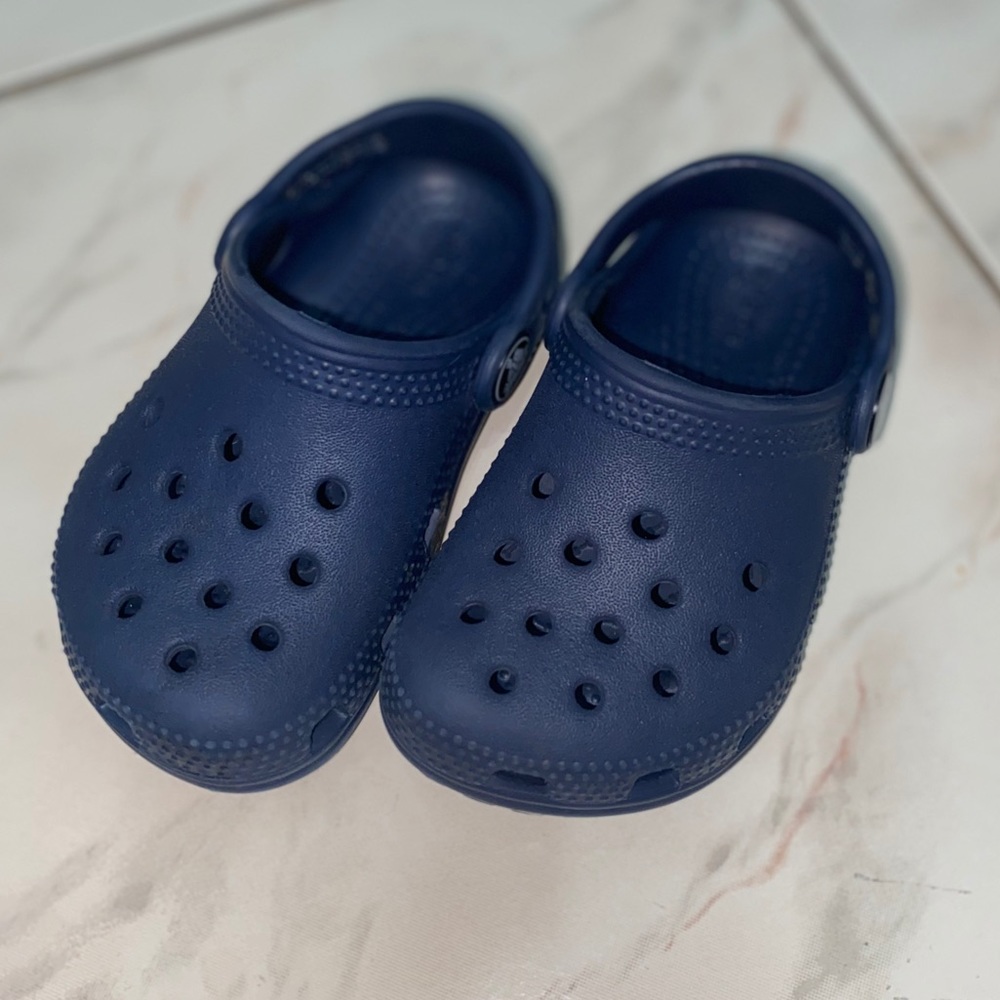 ❌SOLD❌Toddlers crocs